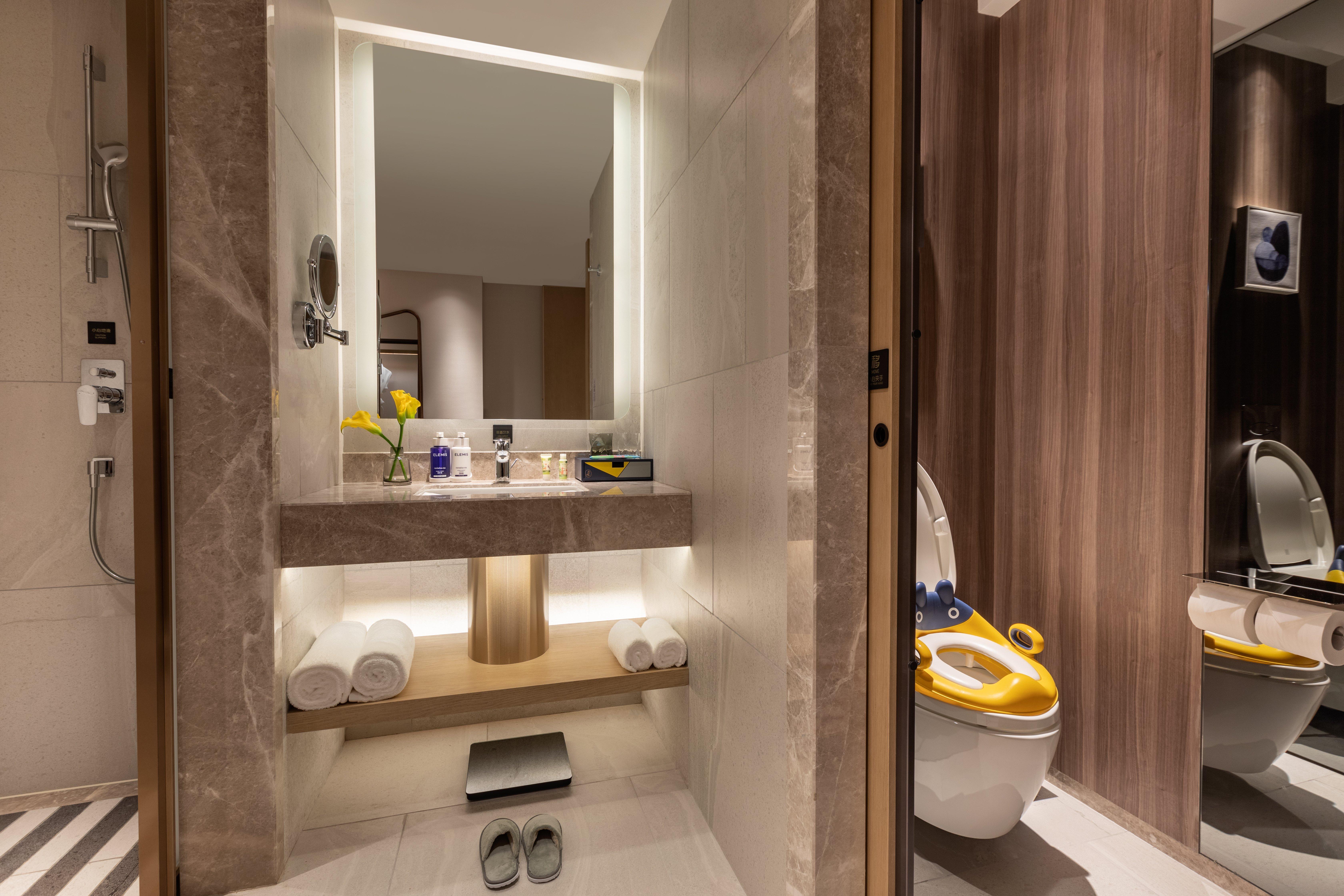 Voco Nanjing Oriental Pearl Ξενοδοχείο Εξωτερικό φωτογραφία