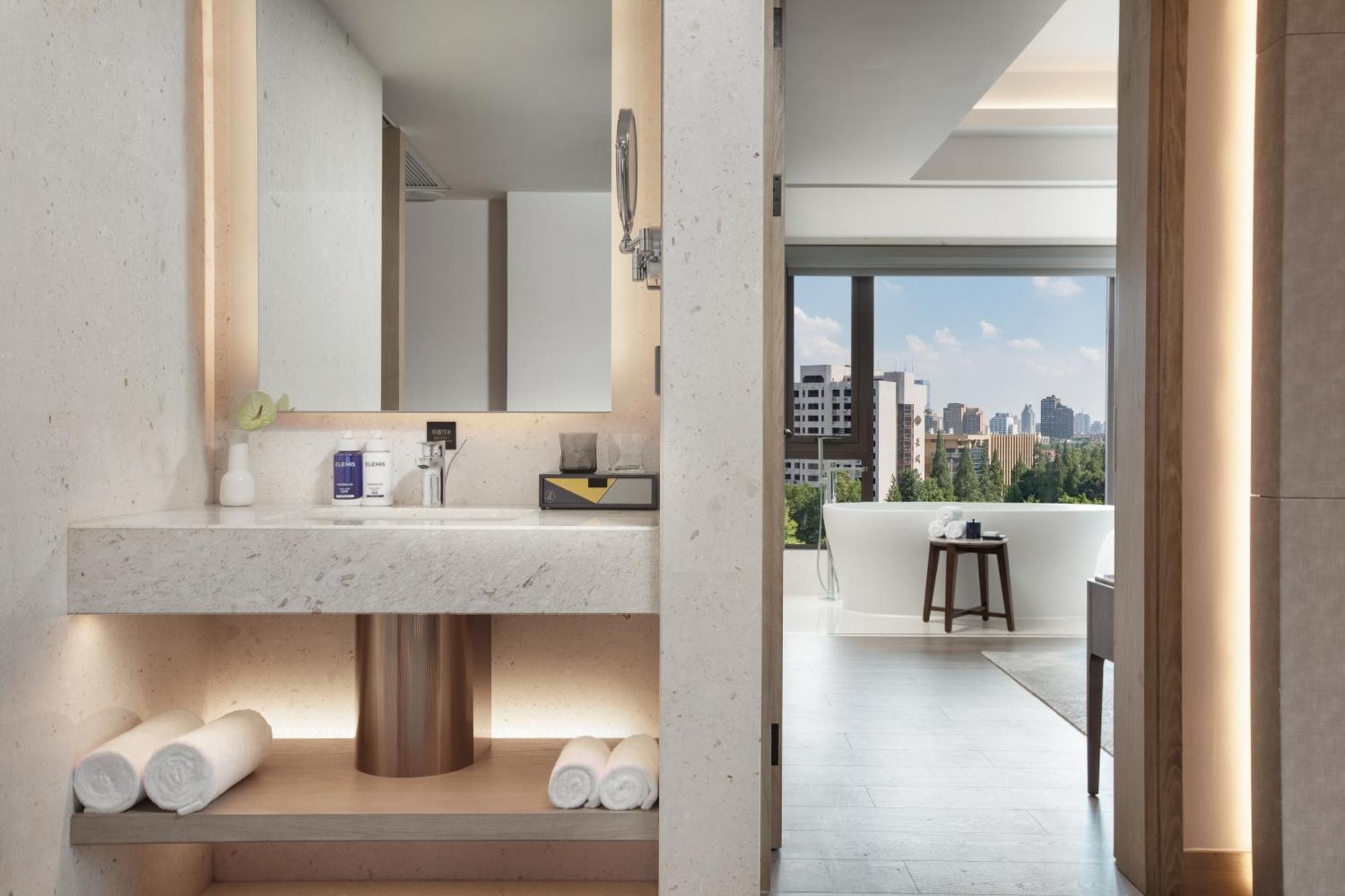 Voco Nanjing Oriental Pearl Ξενοδοχείο Εξωτερικό φωτογραφία